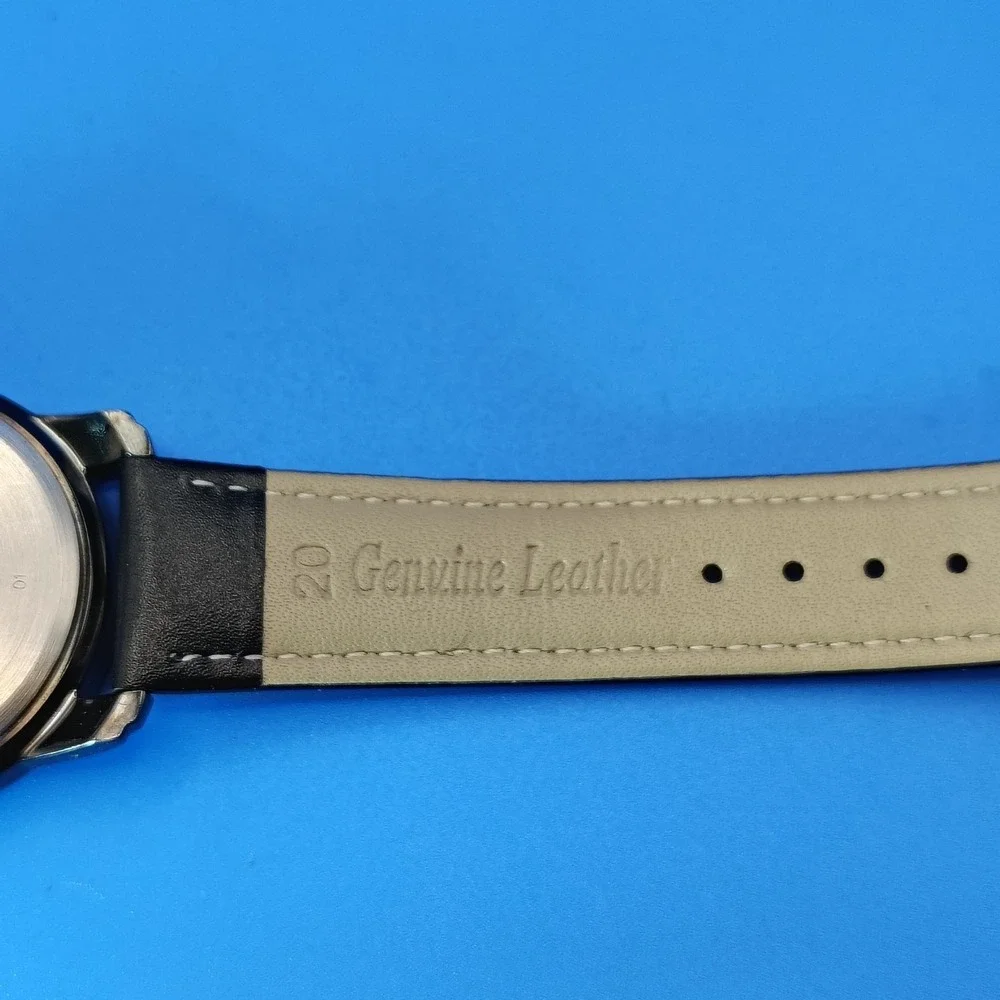 Vintage‎ 2001 Timex Indiglo Date 39mm Mens Quartz Watch Black New Leather Strap